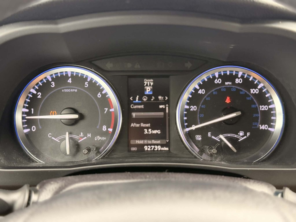 2014 Toyota Highlander Image 10