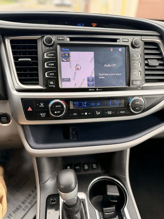 2014 Toyota Highlander Image 12