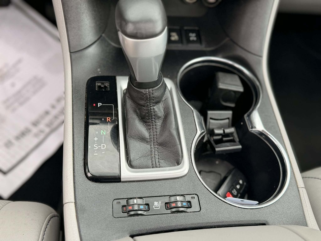 2014 Toyota Highlander Image 14