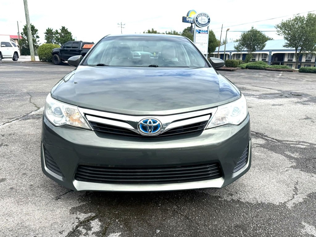 2012 Toyota Camry Image 2