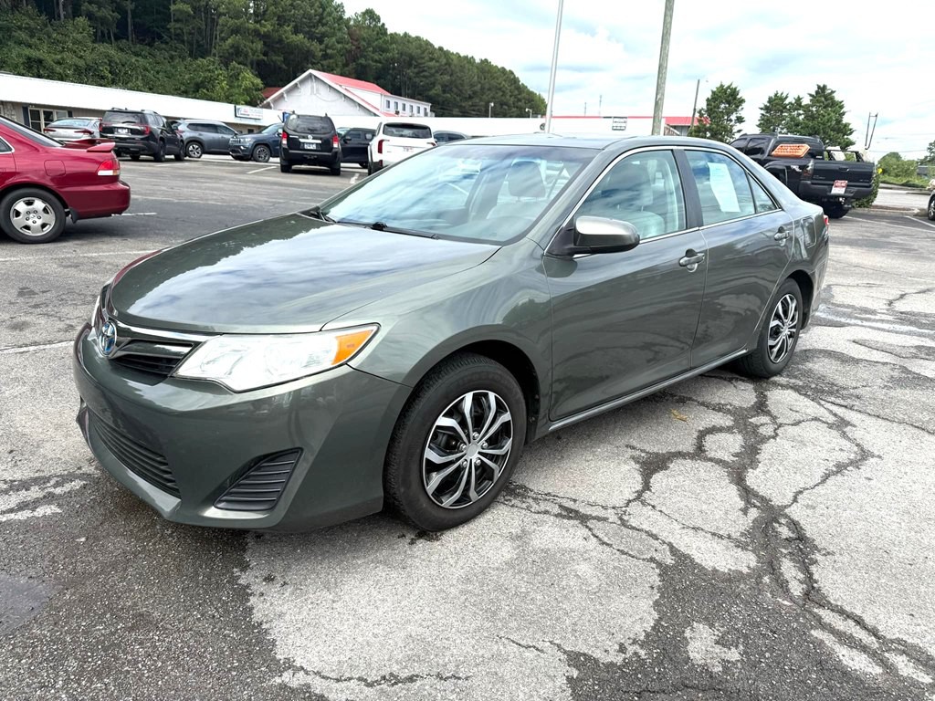 2012 Toyota Camry Image 3
