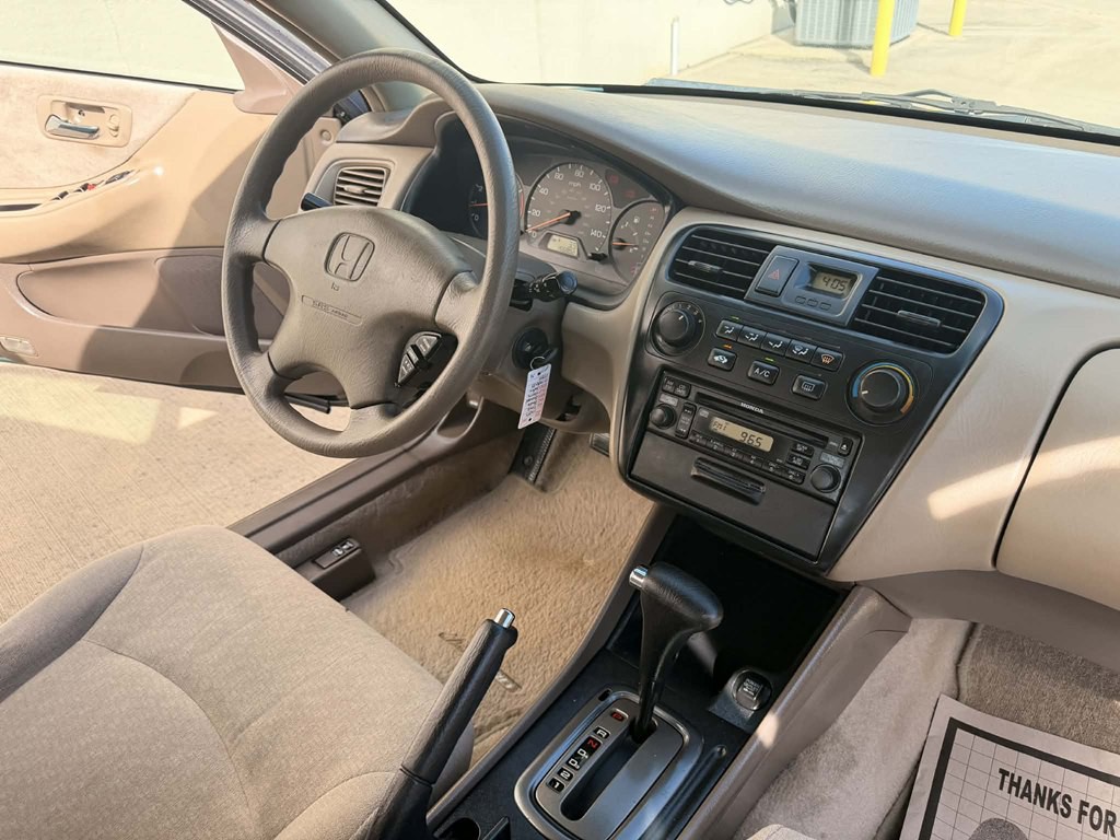 2002 Honda Accord Image 8