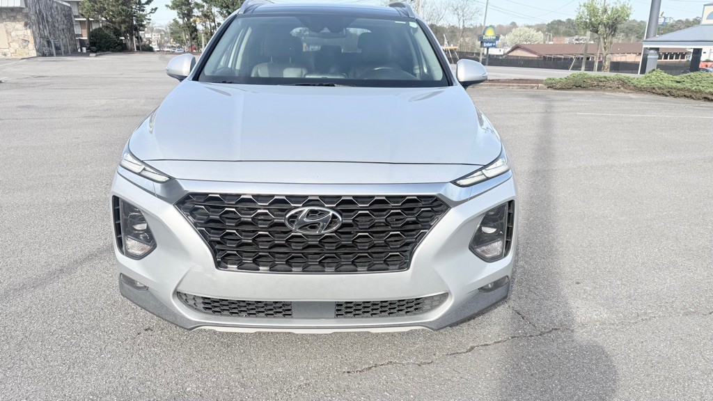 2020 Hyundai Santa Fe Image 2