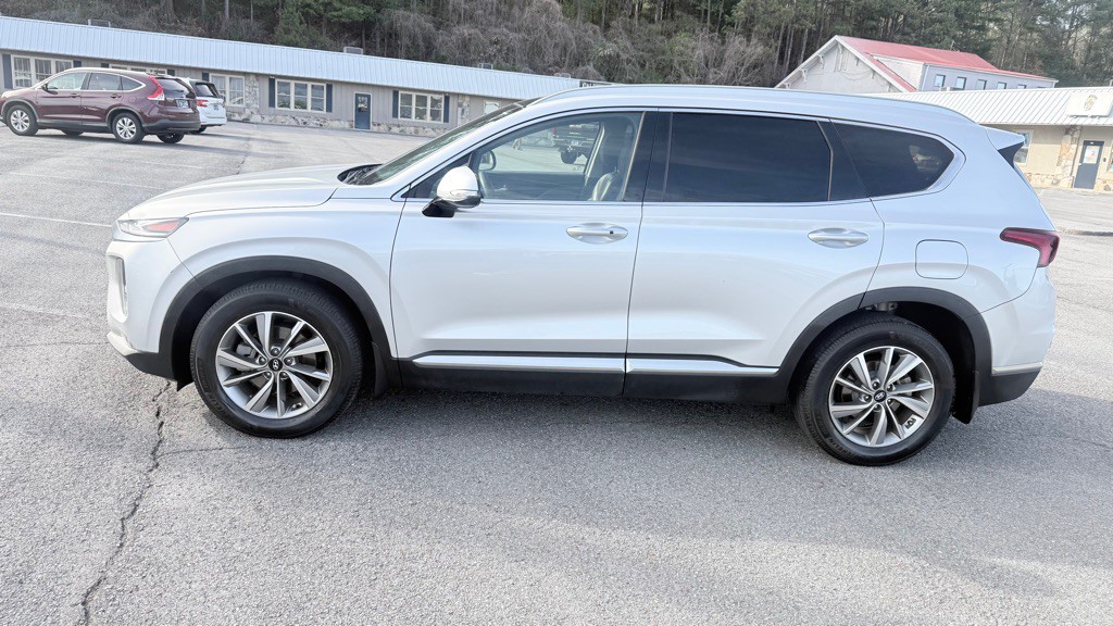 2020 Hyundai Santa Fe Image 5