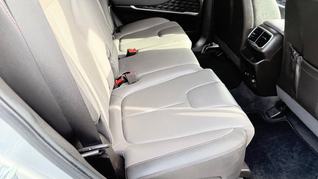 2020 Hyundai Santa Fe Image 12