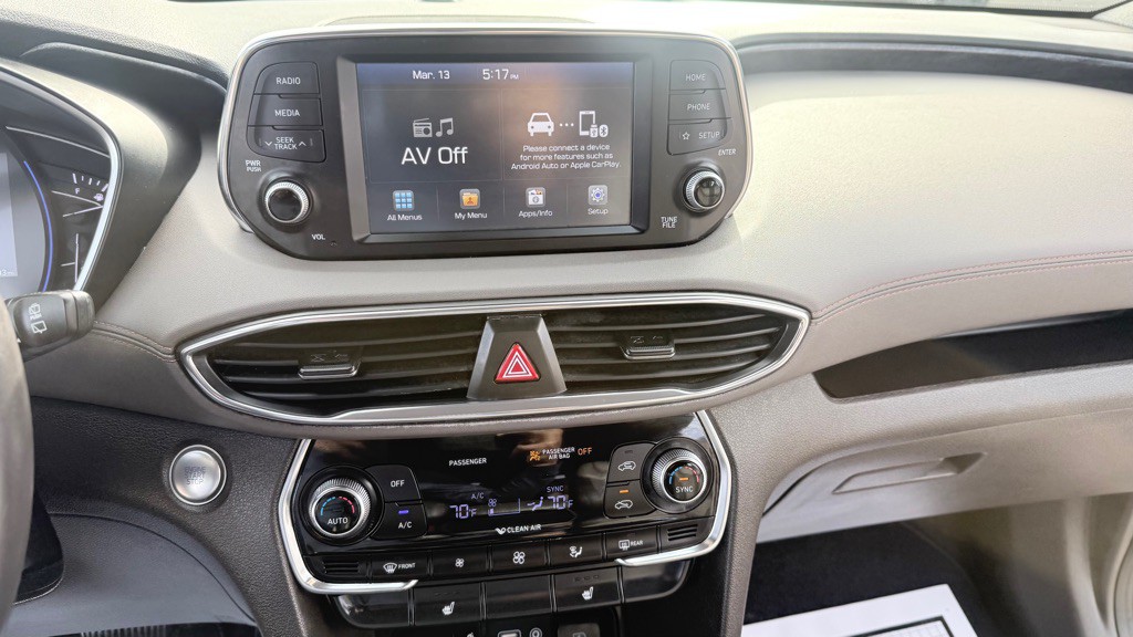 2020 Hyundai Santa Fe Image 17