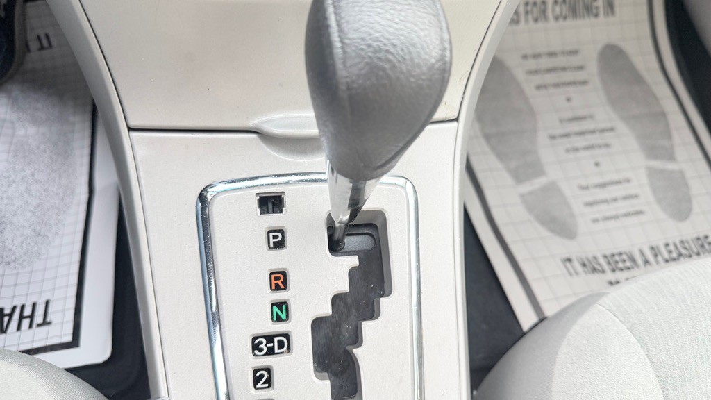 2013 Toyota Corolla Image 17