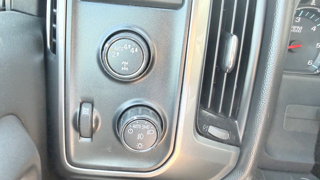 2017 Chevrolet Silverado 1500 Image 21