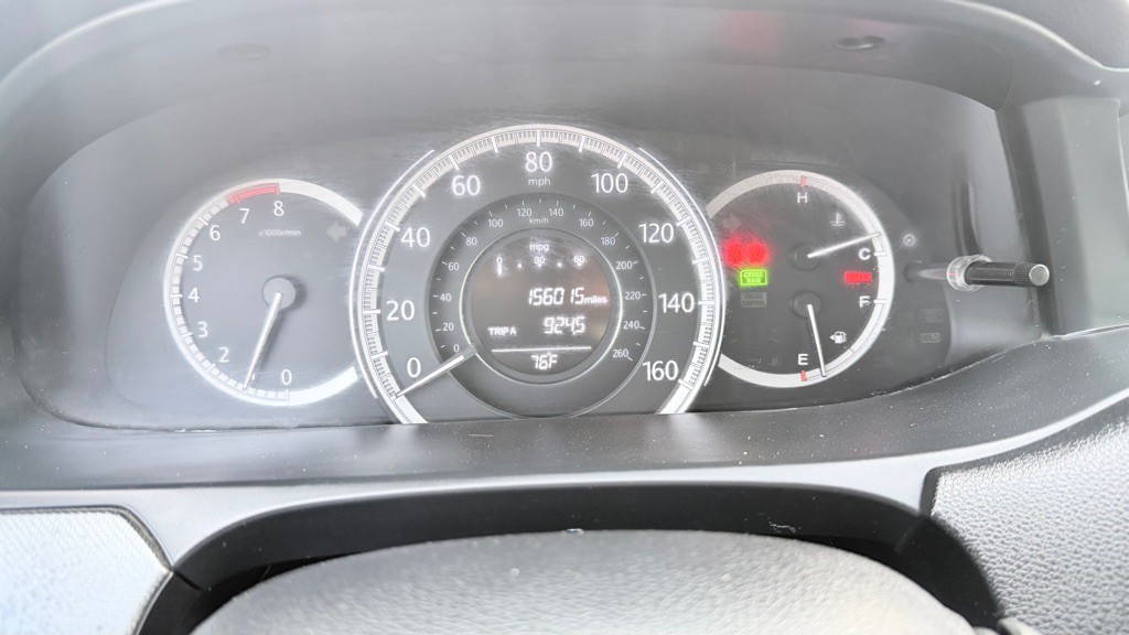 2015 Honda Accord Image 16