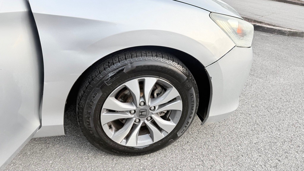 2015 Honda Accord Image 20