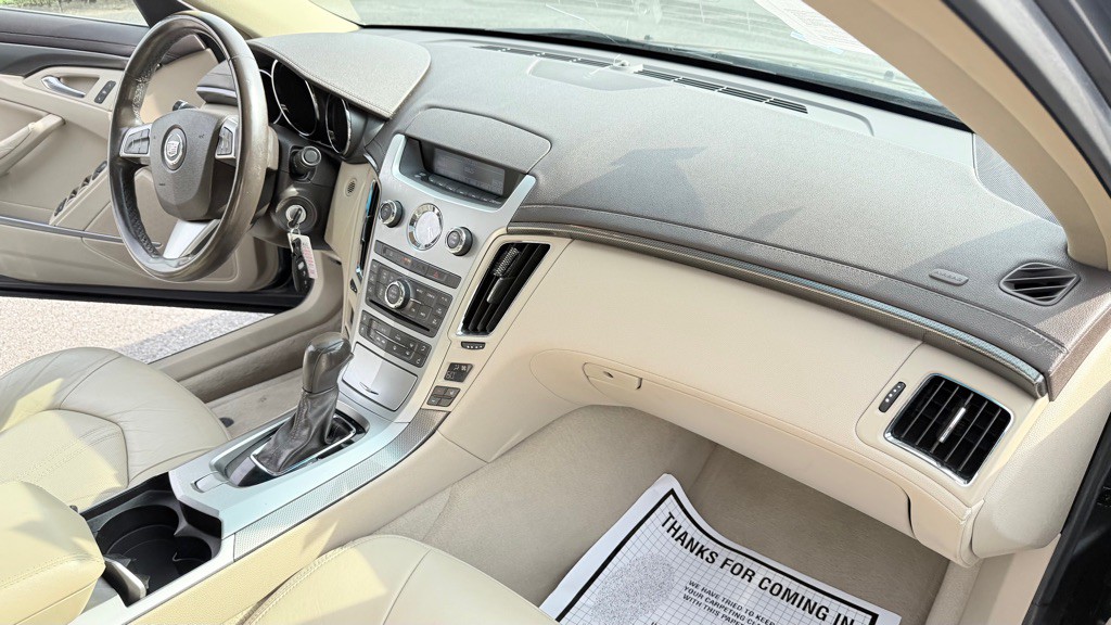 2008 Cadillac CTS Image 9