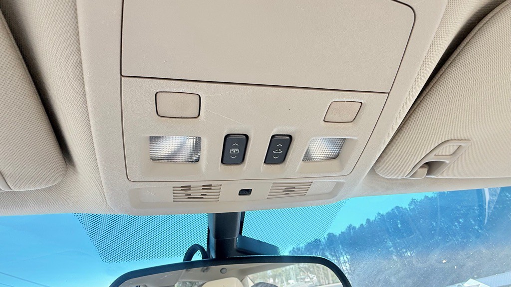 2008 Cadillac CTS Image 17