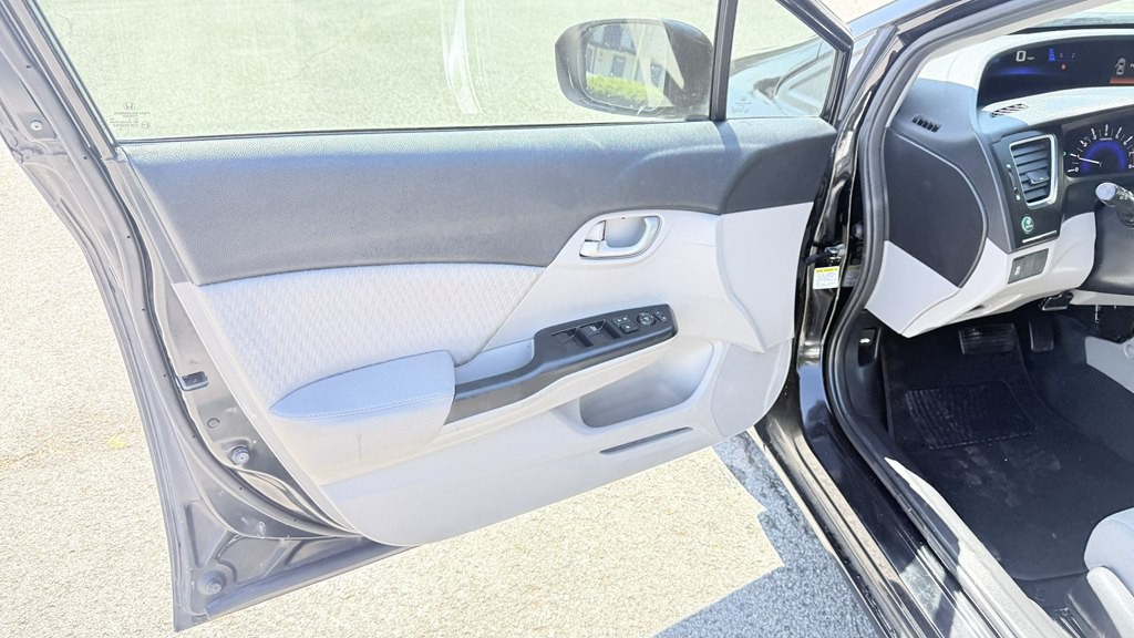 2015 Honda Civic Image 9