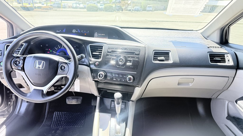 2015 Honda Civic Image 12