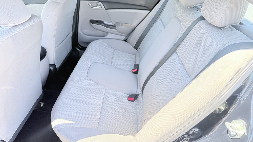 2015 Honda Civic Image 18