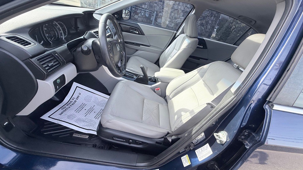 2013 Honda Accord Image 9