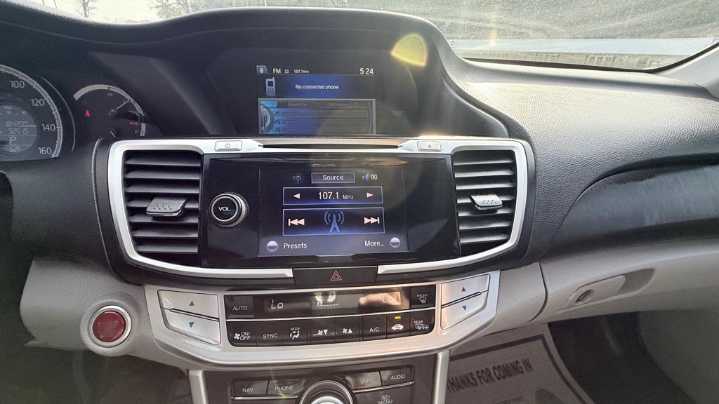 2013 Honda Accord Image 17