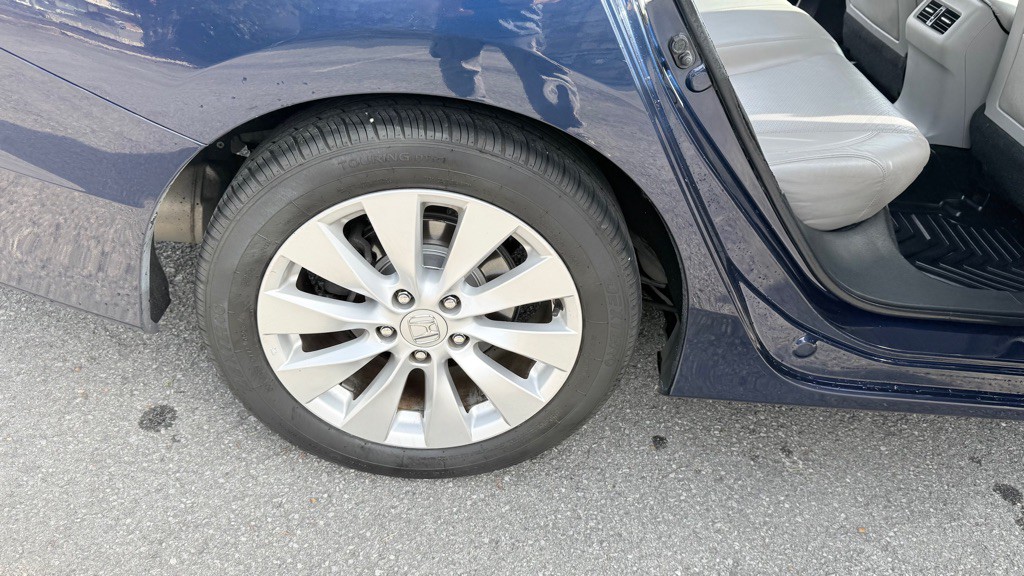 2013 Honda Accord Image 22