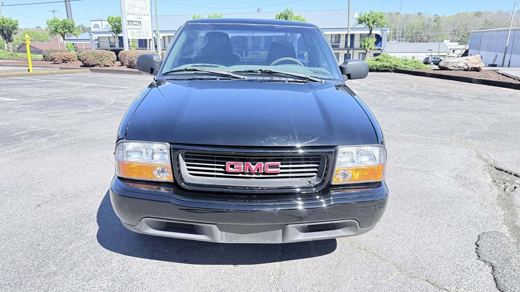 2000 GMC Sonoma Image 2