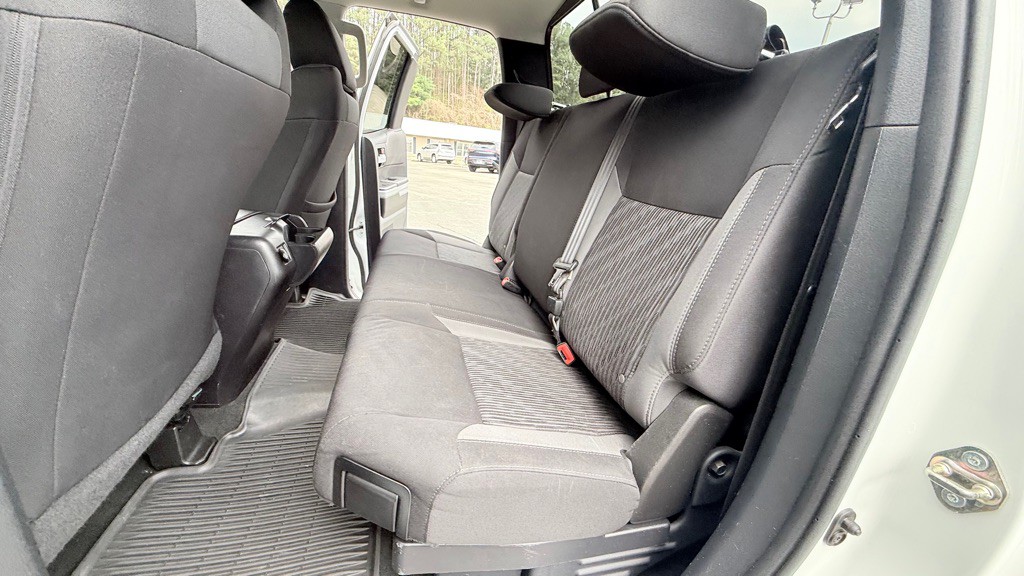 2016 Toyota Tundra Image 14