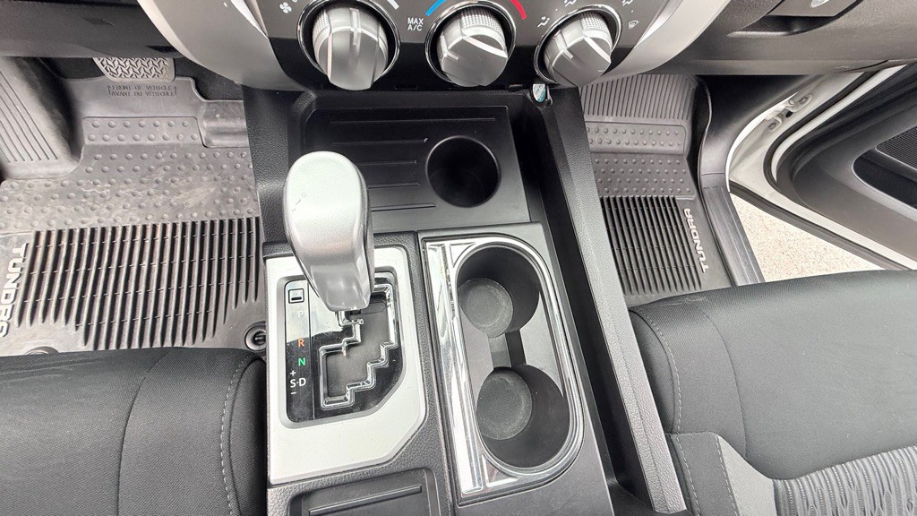 2016 Toyota Tundra Image 20
