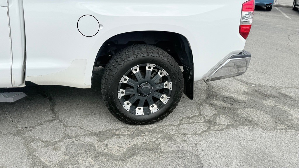 2016 Toyota Tundra Image 26