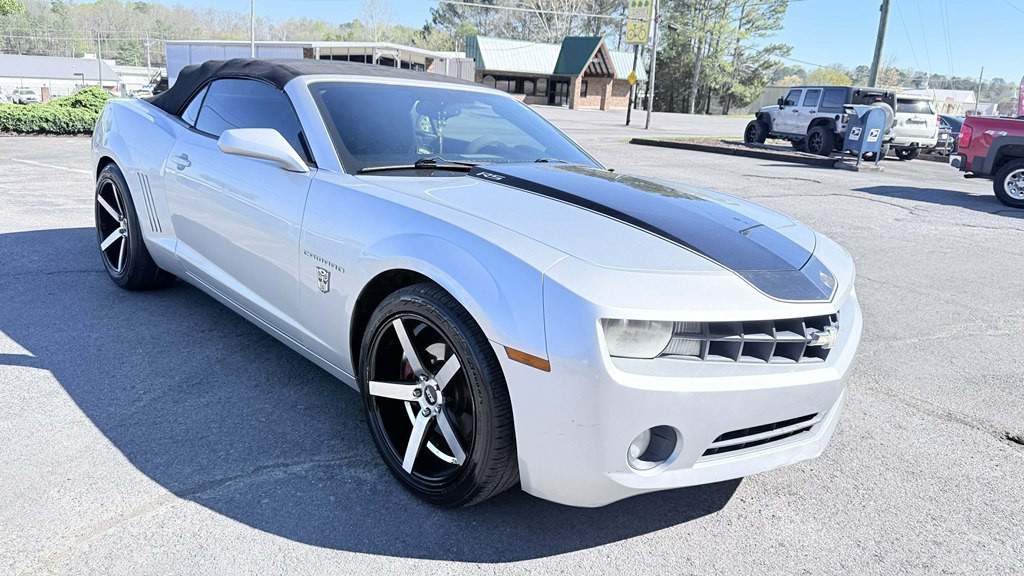 2011 Chevrolet Camaro Image 1