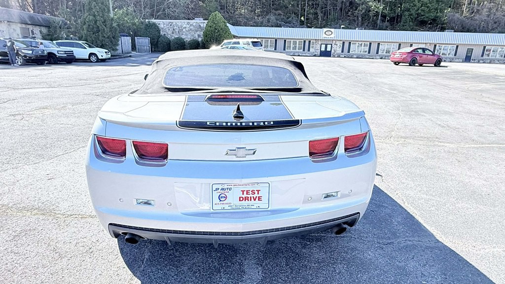 2011 Chevrolet Camaro Image 7