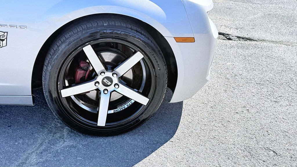 2011 Chevrolet Camaro Image 13