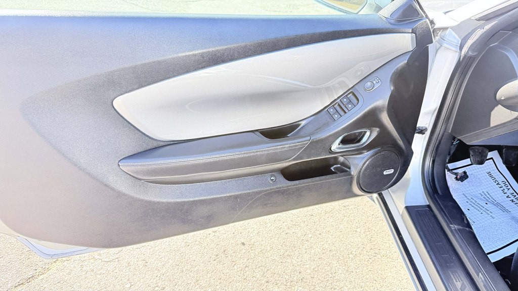 2011 Chevrolet Camaro Image 14