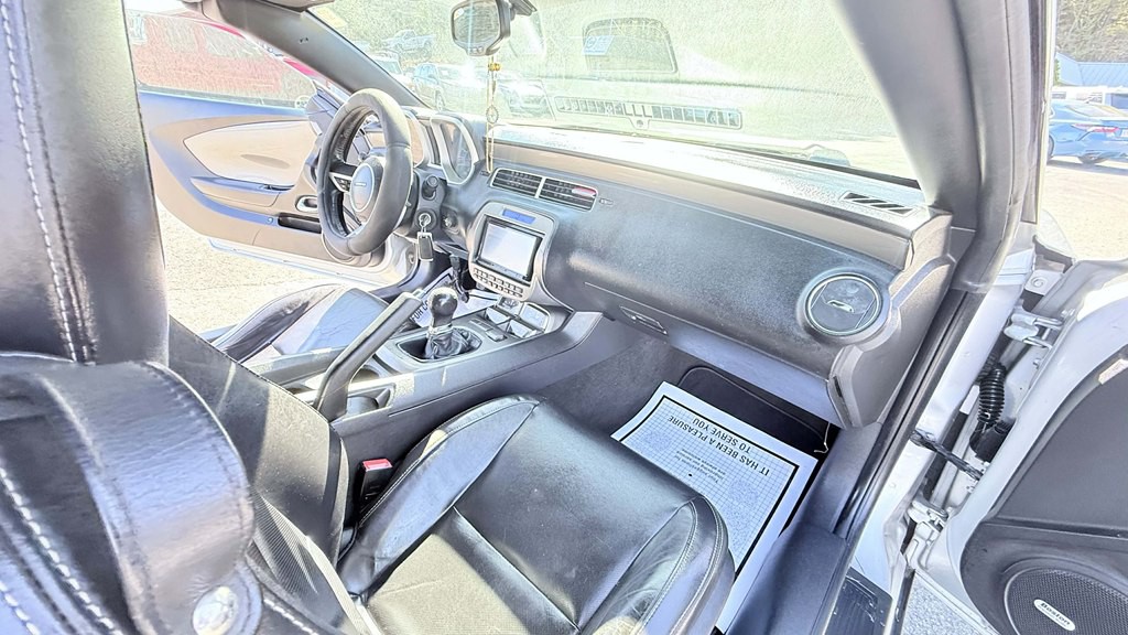 2011 Chevrolet Camaro Image 18