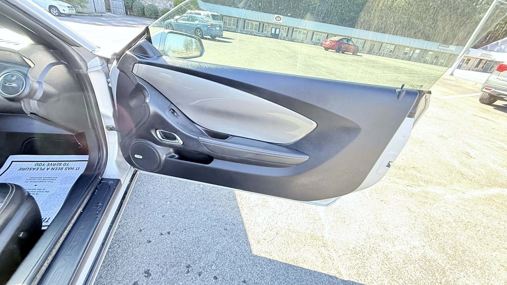 2011 Chevrolet Camaro Image 20