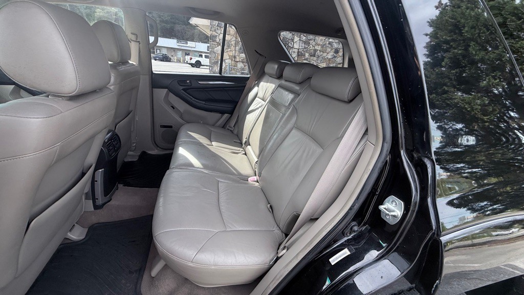 2004 Toyota 4Runner Image 10