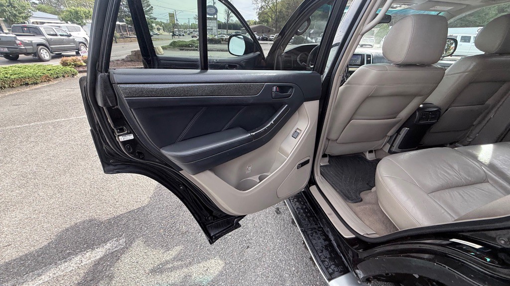 2004 Toyota 4Runner Image 13