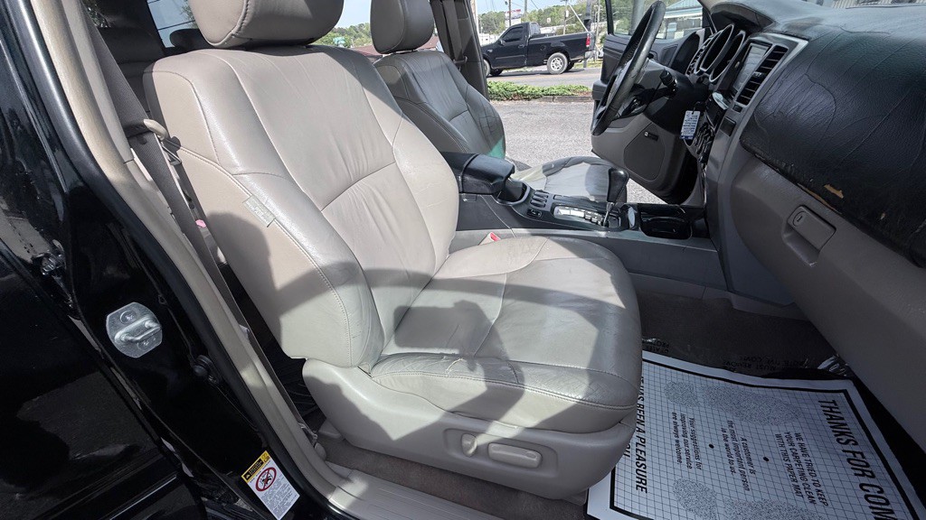 2004 Toyota 4Runner Image 17