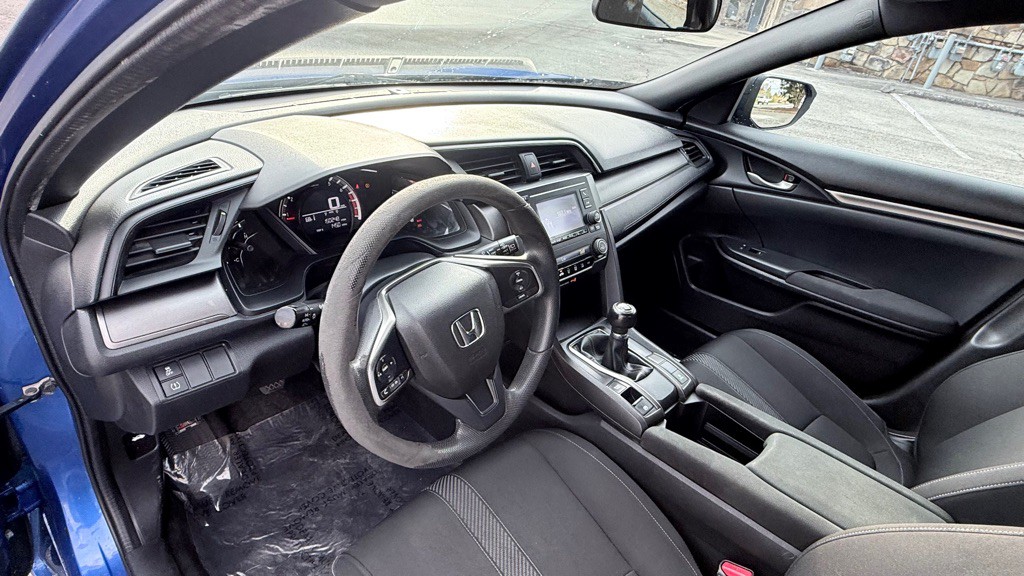 2017 Honda Civic Image 10