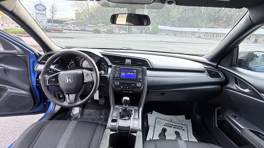 2017 Honda Civic Image 12