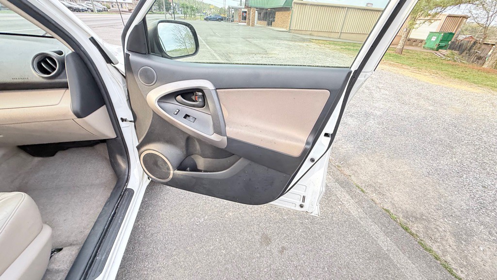 2008 Toyota Rav4 Image 18