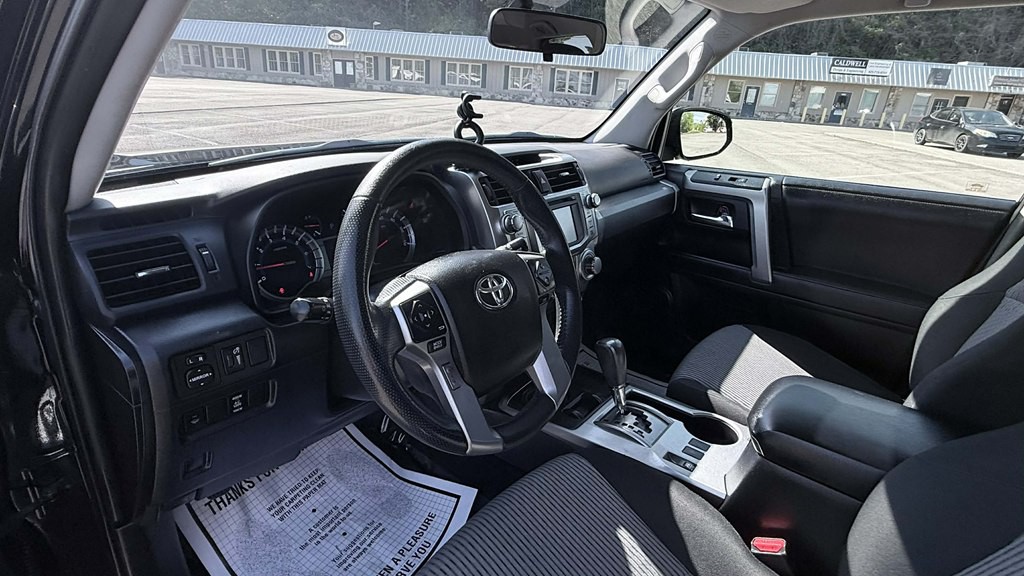 2019 Toyota 4Runner Image 10