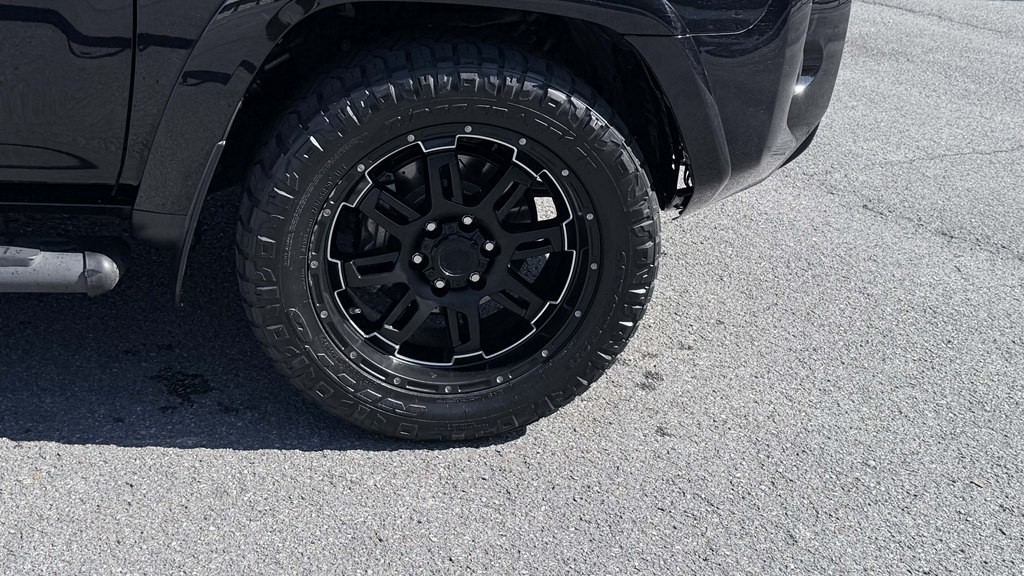 2019 Toyota 4Runner Image 20