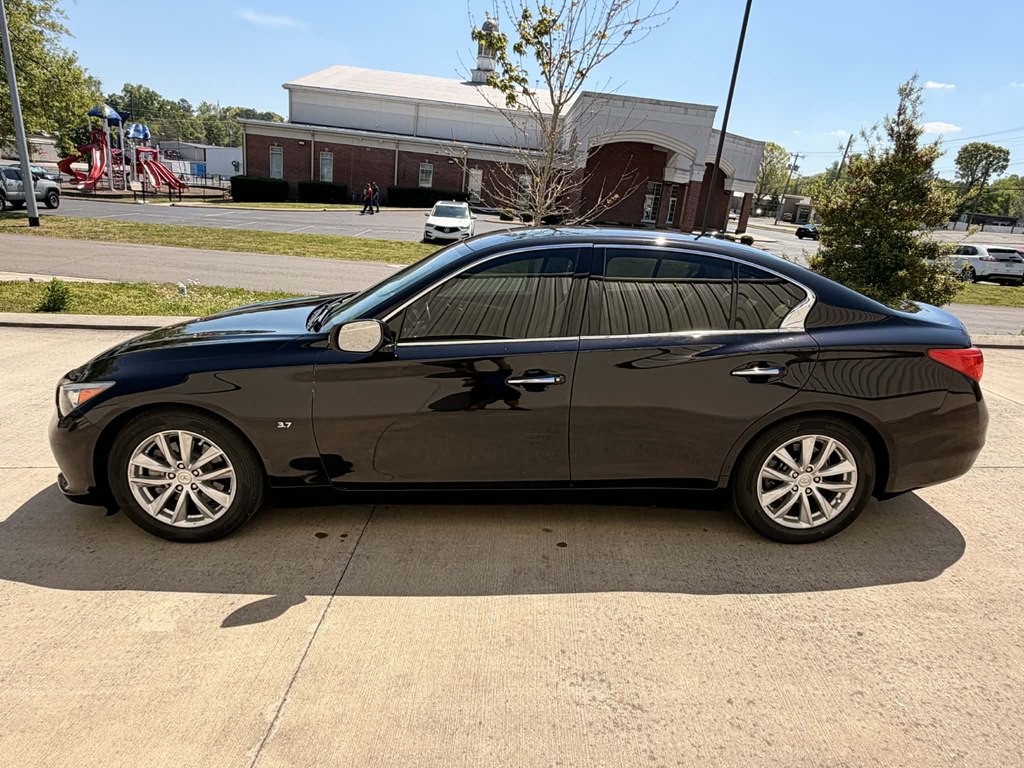 2015 INFINITI Q50 Image 8