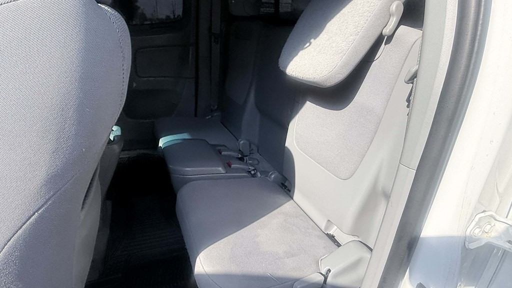 2011 Toyota Tacoma Image 9