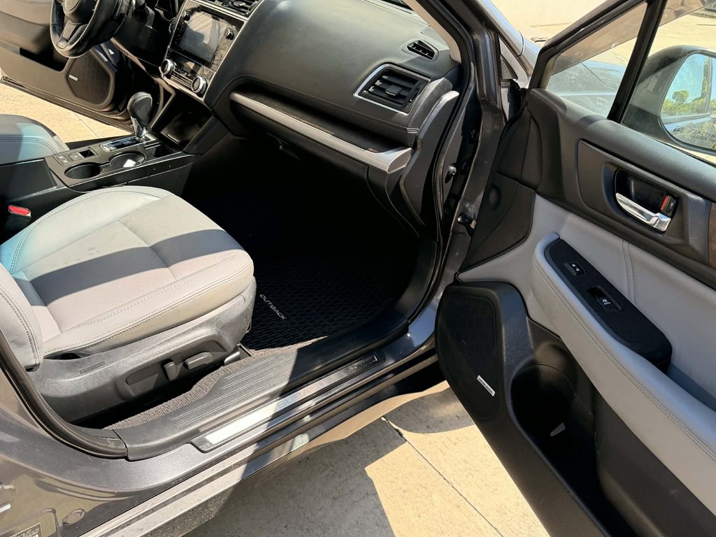 2018 Subaru Outback Image 18