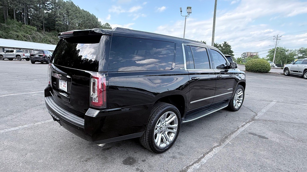 2017 GMC Yukon Image 5