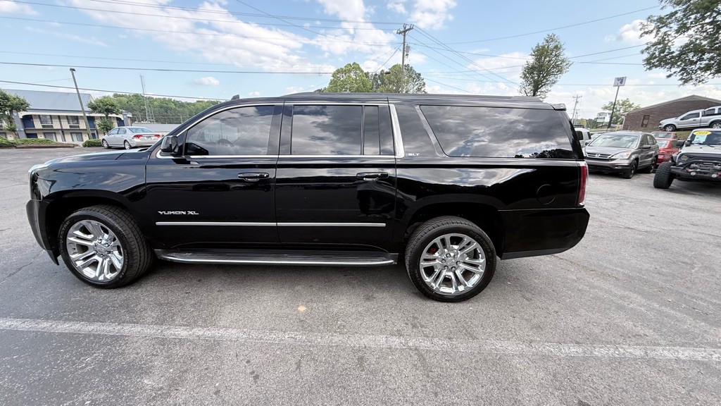 2017 GMC Yukon Image 7