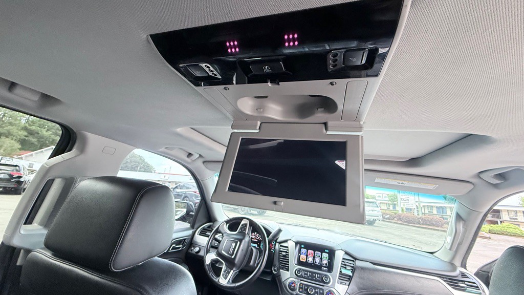 2017 GMC Yukon Image 16