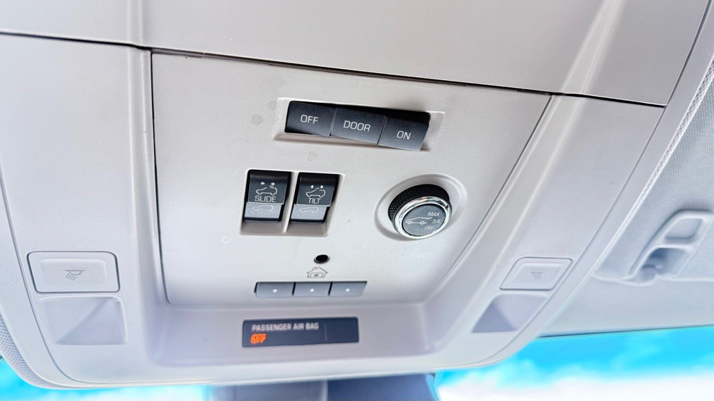 2017 GMC Yukon Image 29