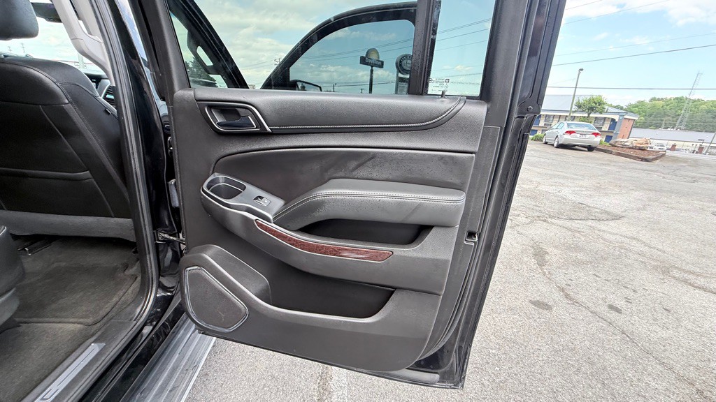 2017 GMC Yukon Image 30