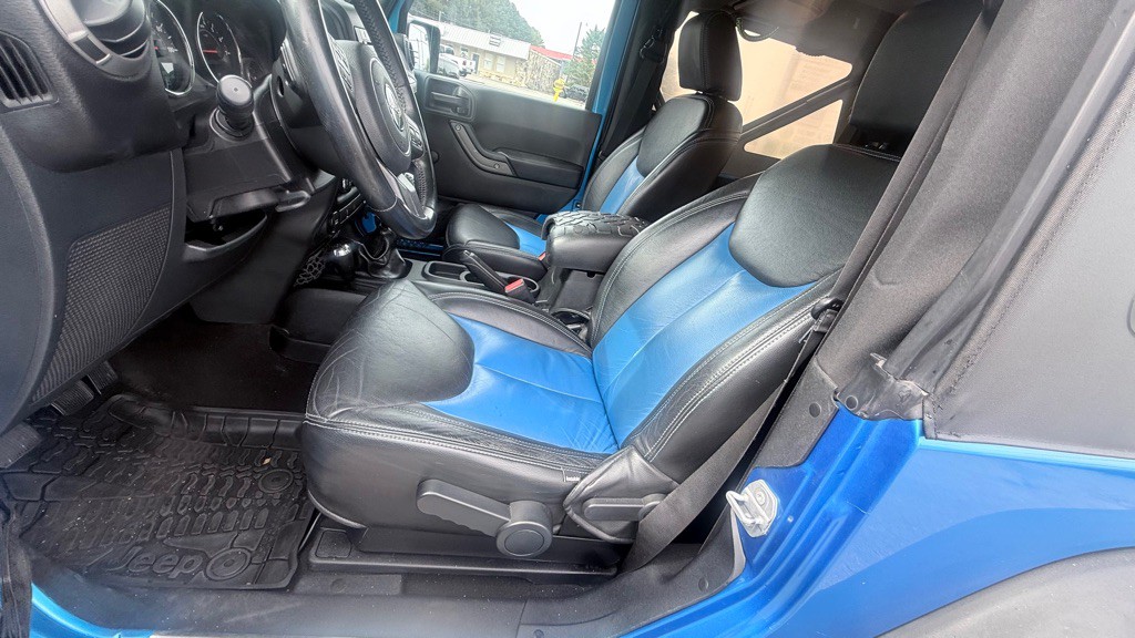 2016 Jeep Wrangler Image 9