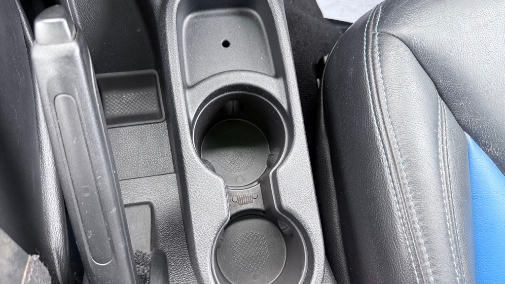 2016 Jeep Wrangler Image 22